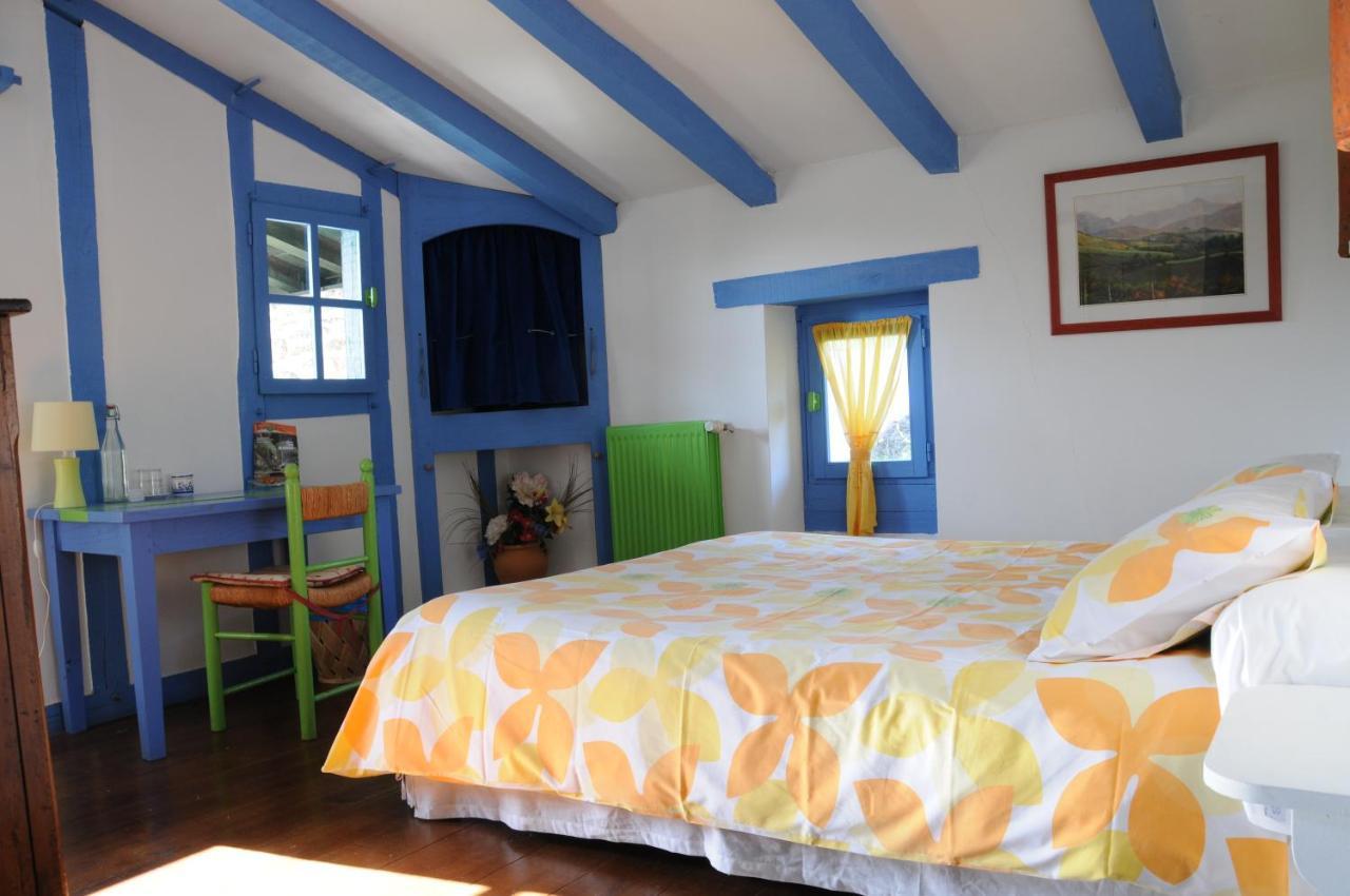 Hotel Domaine Xixtaberri Cambo-les-Bains Zewnętrze zdjęcie