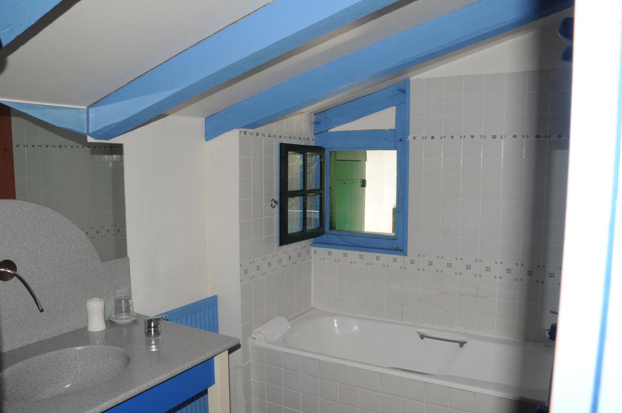 Hotel Domaine Xixtaberri Cambo-les-Bains Zewnętrze zdjęcie